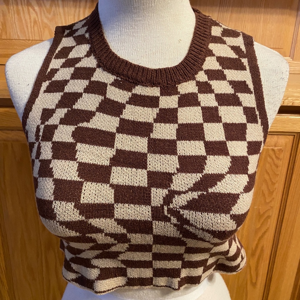 NWT Romwe Jr. Medium Cropped Top Sweater Vest Checkered 100% Acrylic Casual